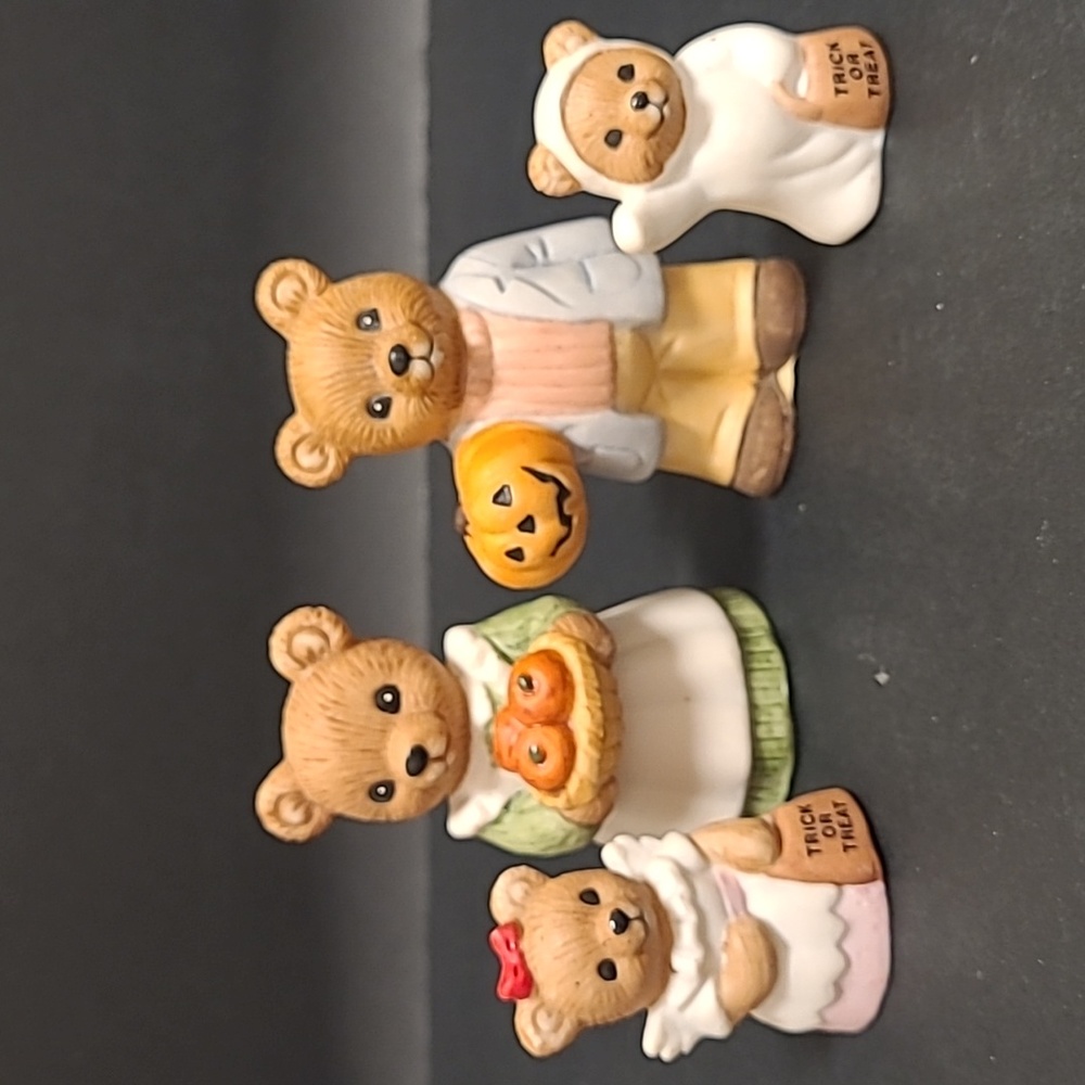 Set of 4 Homco Halloween Bears - Picture 15 of 15